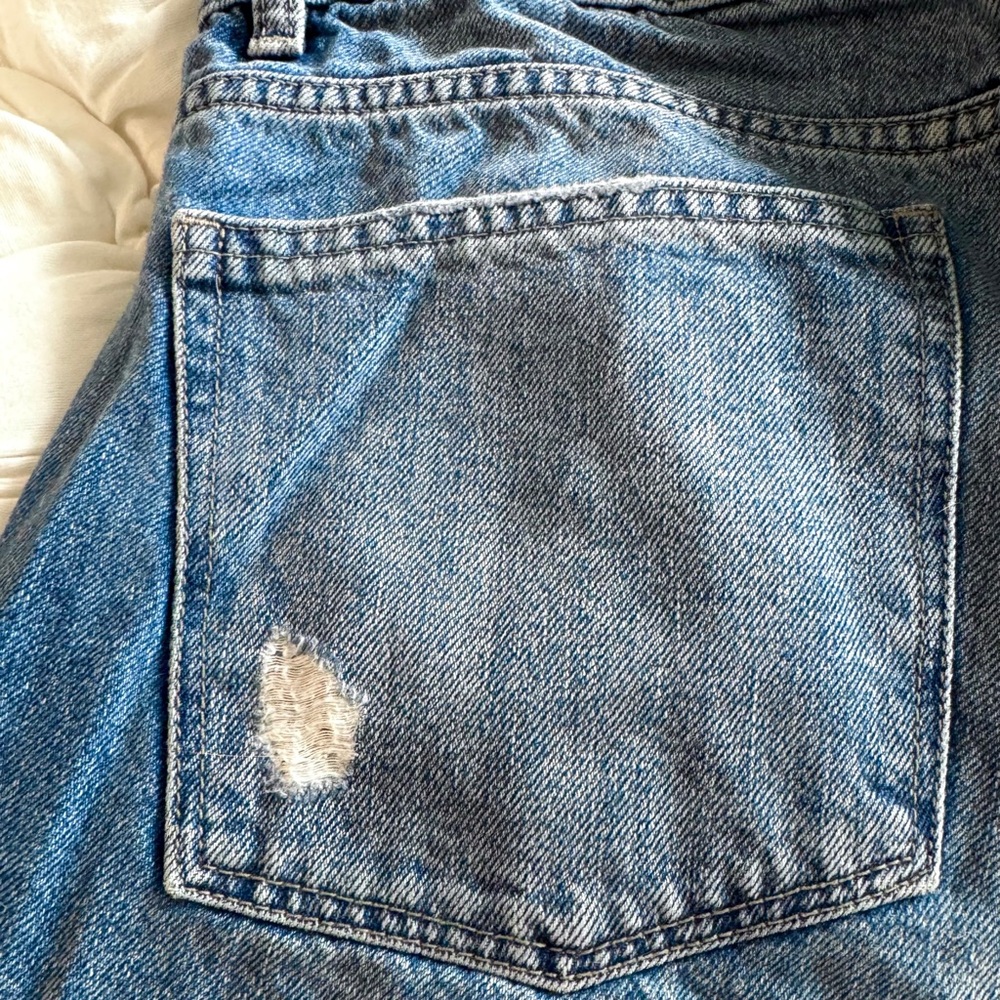 DL1961 Hepburn Wide-Leg Distressed Hem Jeans - Size 29 - Picture 5 of 14